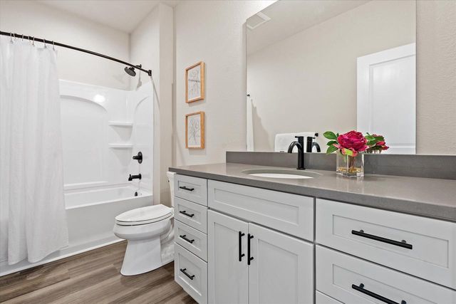 7042 Stonewood LANE, Lannon, WI 53046