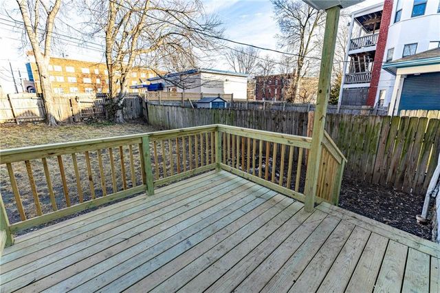 3901 Central Street, Kansas City, MO 64111