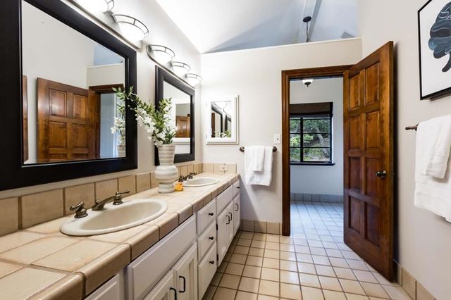 976 Laurel Glen Drive, Palo Alto, CA 94304