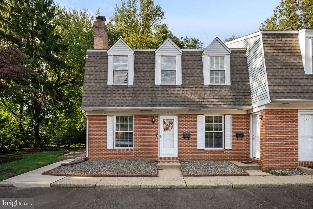 303 DAWSON ST #101, MOORESTOWN, NJ 08057 — exterior
