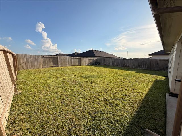 1210 Hughes Crossing Drive, Rosharon, TX 77583