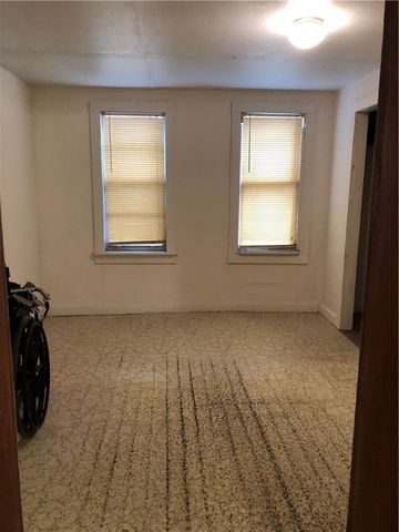 526 Dolores St, Taft, TX 78390