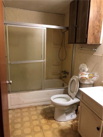 526 Dolores St, Taft, TX 78390