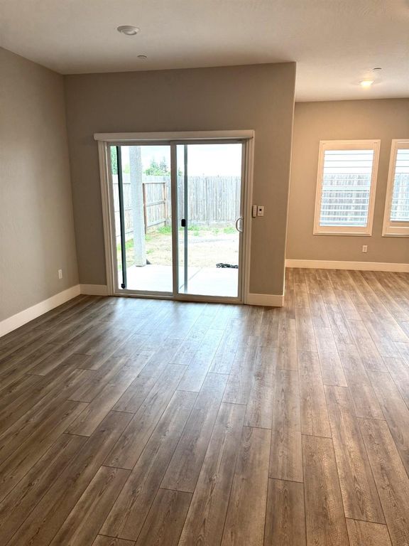 Image 19 of property listing at 5123 N San Clemente Avenue, Fresno, CA 93723