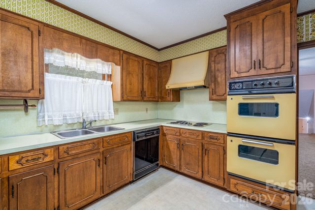 1836 Westbrook Road, Edgemoor, SC 29712