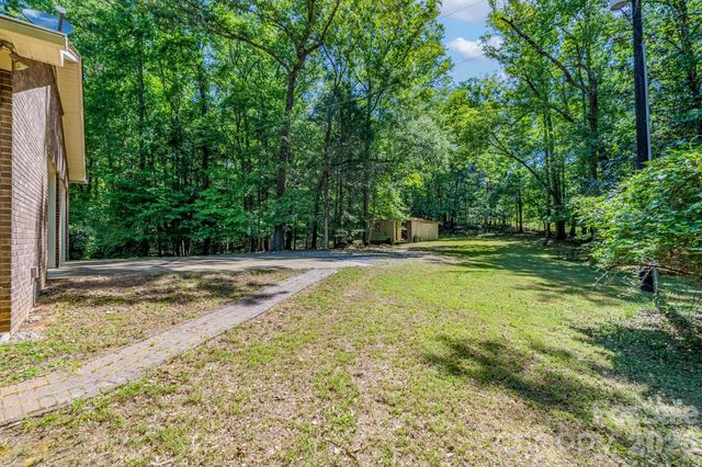 1836 Westbrook Road, Edgemoor, SC 29712