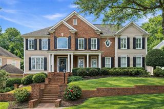 973 Meadow Club Course, Suwanee, GA 30024