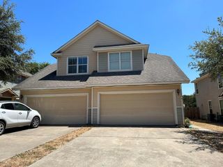 2404 Allred DR B, Austin, TX 78748