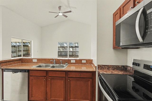 350 MORNING CREEK CIRCLE, Apopka, FL 32712