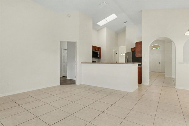 350 MORNING CREEK CIRCLE, Apopka, FL 32712