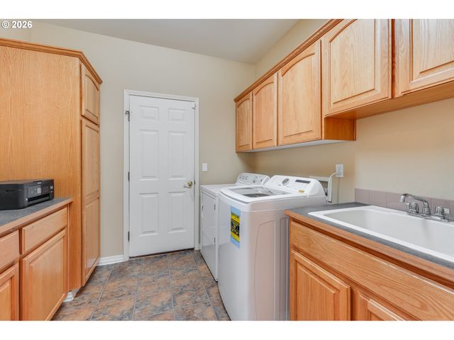 14305 Nw EAGLERIDGE Ln, Portland, OR 97229