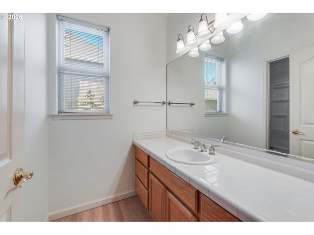 14305 Nw EAGLERIDGE Ln, Portland, OR 97229