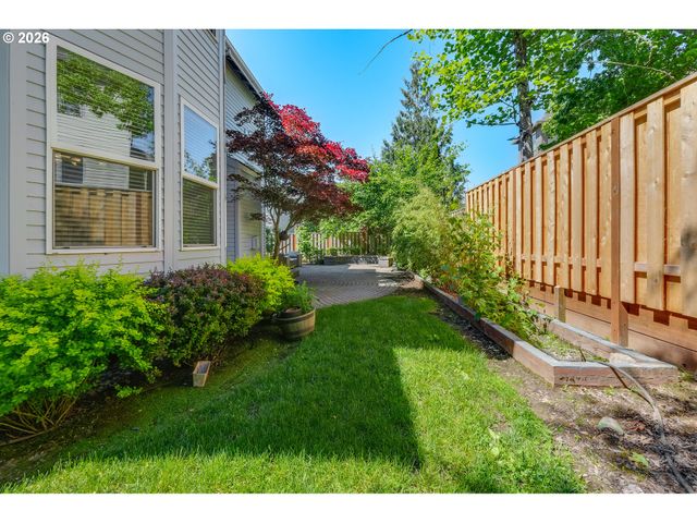 14305 Nw EAGLERIDGE Ln, Portland, OR 97229