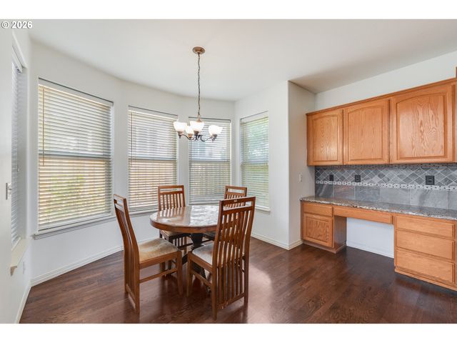14305 Nw EAGLERIDGE Ln, Portland, OR 97229