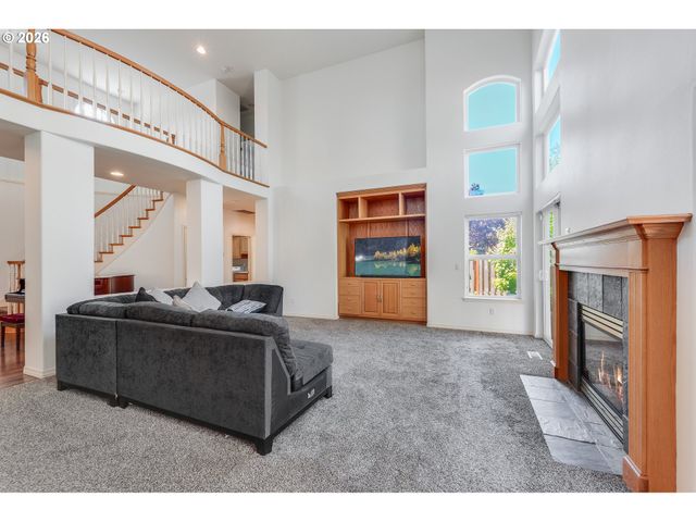 14305 Nw EAGLERIDGE Ln, Portland, OR 97229