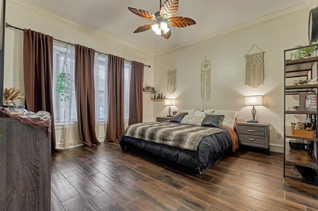 66 Lake Estates Drive, Montgomery, TX 77356