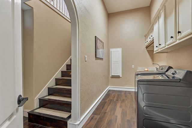 66 Lake Estates Drive, Montgomery, TX 77356