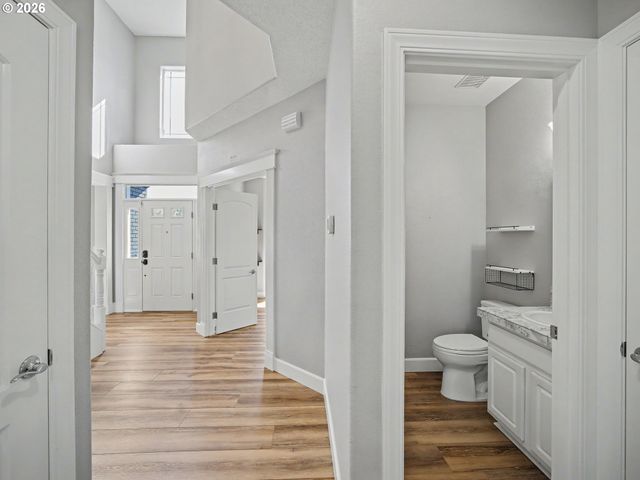 15537 Se EVERGREEN Dr, Portland, OR 97236