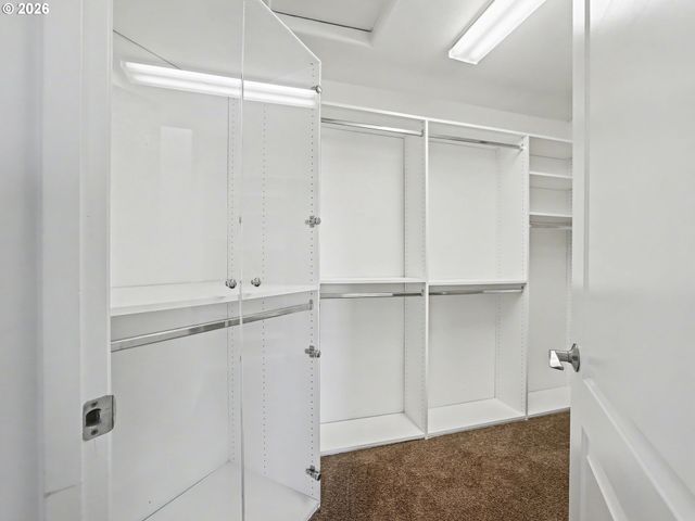 15537 Se EVERGREEN Dr, Portland, OR 97236