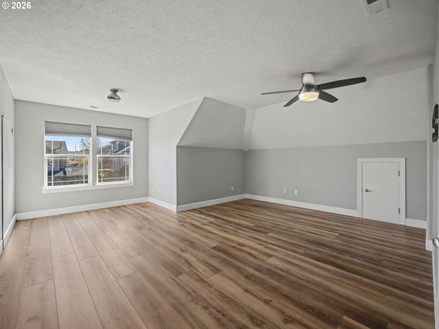 15537 Se EVERGREEN Dr, Portland, OR 97236