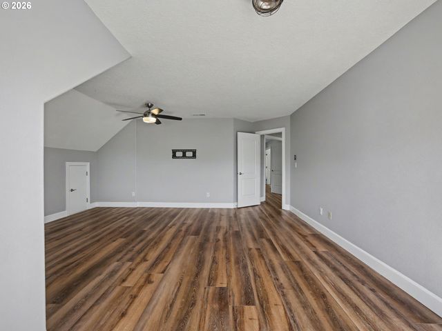 15537 Se EVERGREEN Dr, Portland, OR 97236