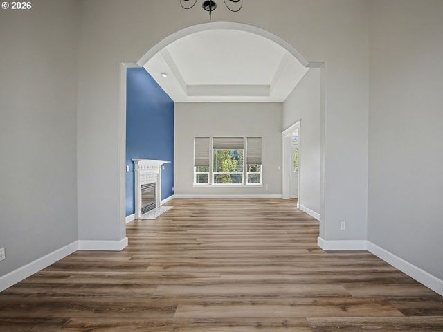 15537 Se EVERGREEN Dr, Portland, OR 97236