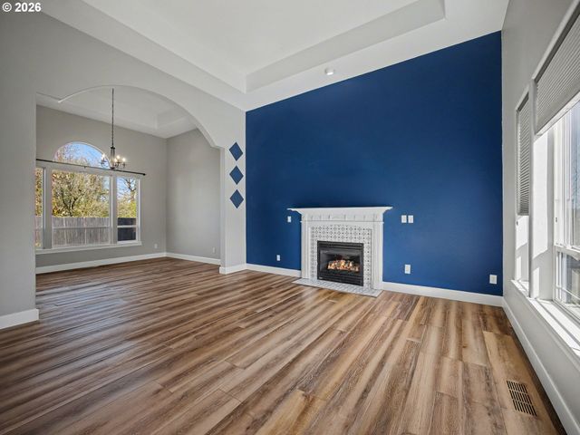 15537 Se EVERGREEN Dr, Portland, OR 97236