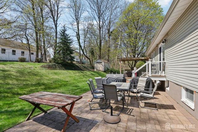 37 Merker Drive, Edison, NJ 08837