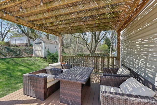 37 Merker Drive, Edison, NJ 08837