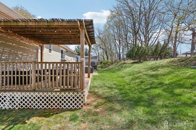 37 Merker Drive, Edison, NJ 08837