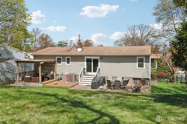 37 Merker Drive, Edison, NJ 08837