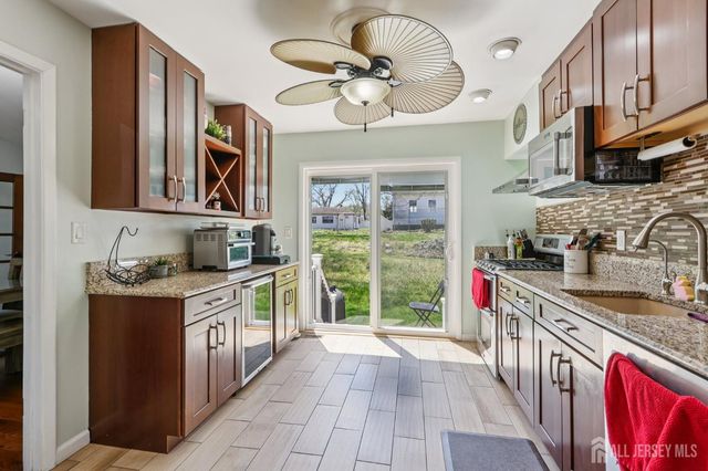 37 Merker Drive, Edison, NJ 08837