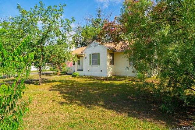 133 Anne Lewis Dr, San Antonio, TX 78216