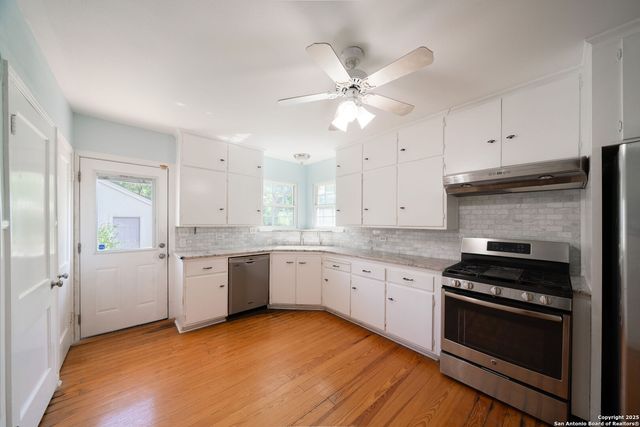 133 Anne Lewis Dr, San Antonio, TX 78216