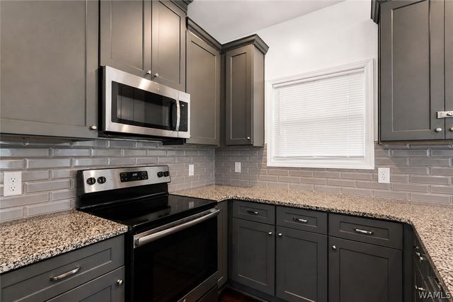 408 30th, Northport, AL 35476