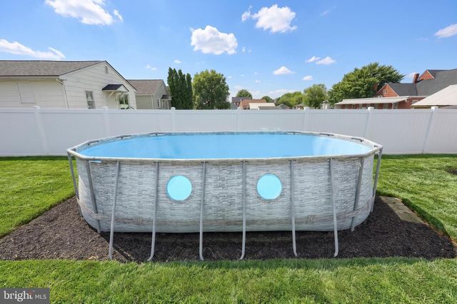 419 SOUTH, Mcsherrystown, PA 17344
