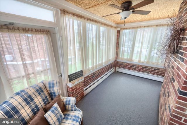 419 SOUTH, Mcsherrystown, PA 17344