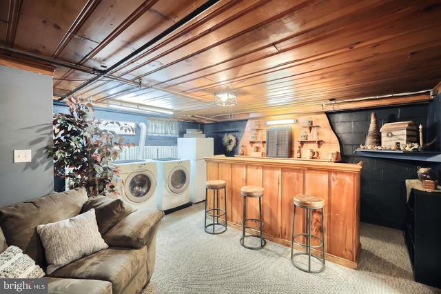 419 SOUTH, Mcsherrystown, PA 17344