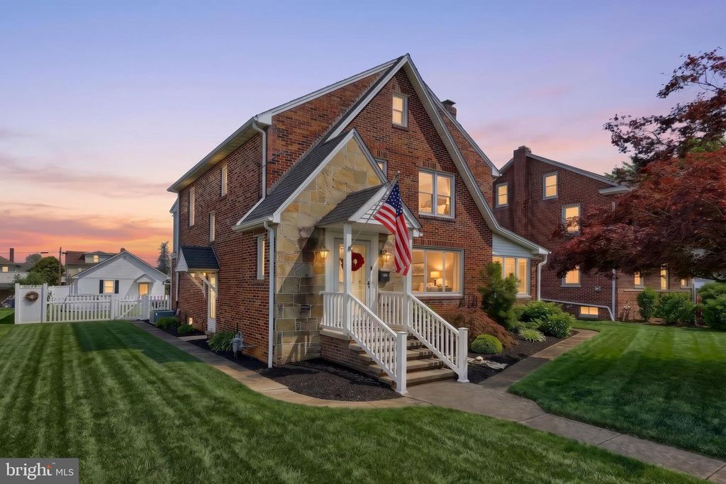 419 SOUTH, Mcsherrystown, PA 17344