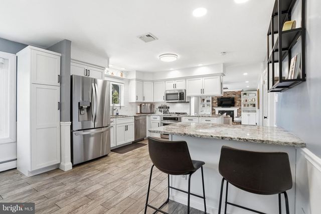 3008 BRAMBLING LN, Norristown, PA 19403