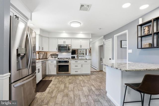 3008 BRAMBLING LN, Norristown, PA 19403