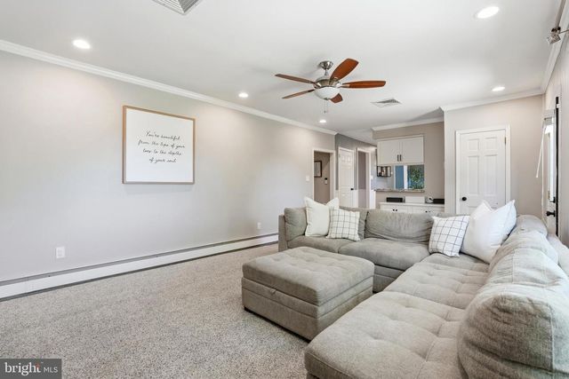3008 BRAMBLING LN, Norristown, PA 19403