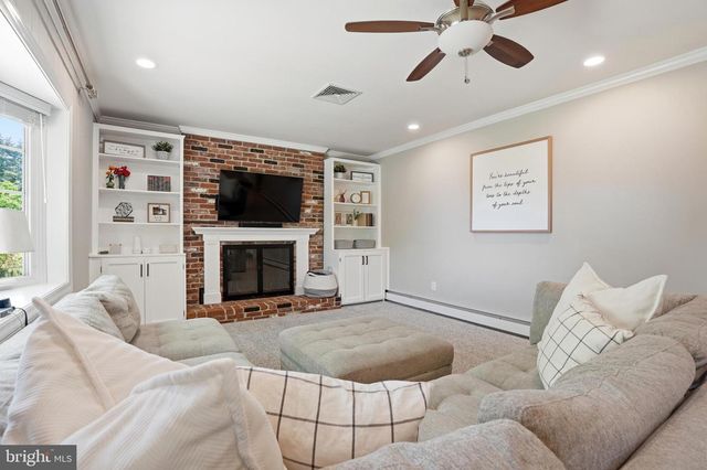 3008 BRAMBLING LN, Norristown, PA 19403