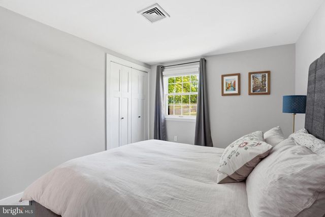 3008 BRAMBLING LN, Norristown, PA 19403