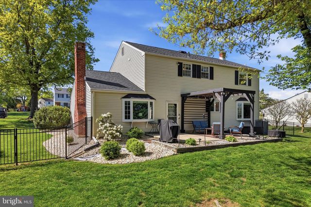3008 BRAMBLING LN, Norristown, PA 19403