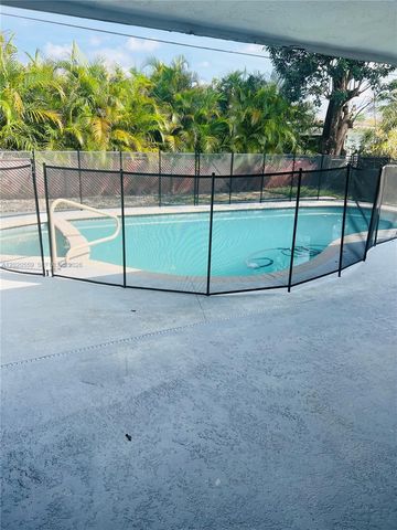 8401 NW 20th Court, Sunrise, FL 33322