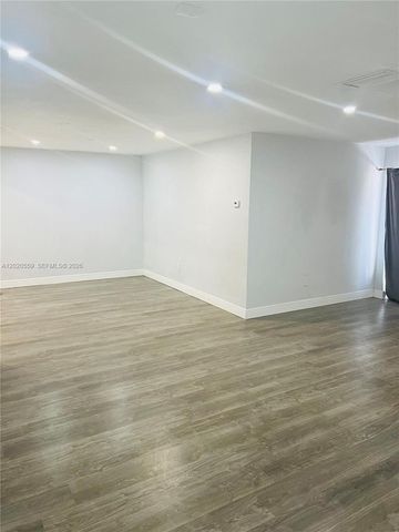 8401 NW 20th Court, Sunrise, FL 33322