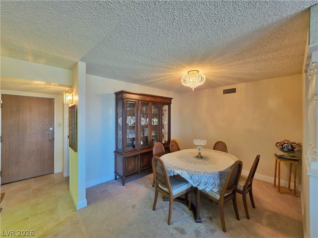 745 North Royal Crest Circle 143, Las Vegas, NV 89169 — photo 2