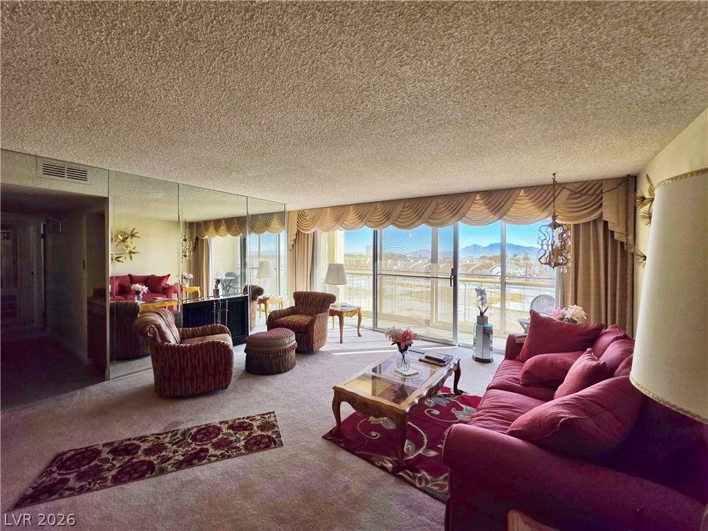745 North Royal Crest Circle 143, Las Vegas, NV 89169 — photo 3