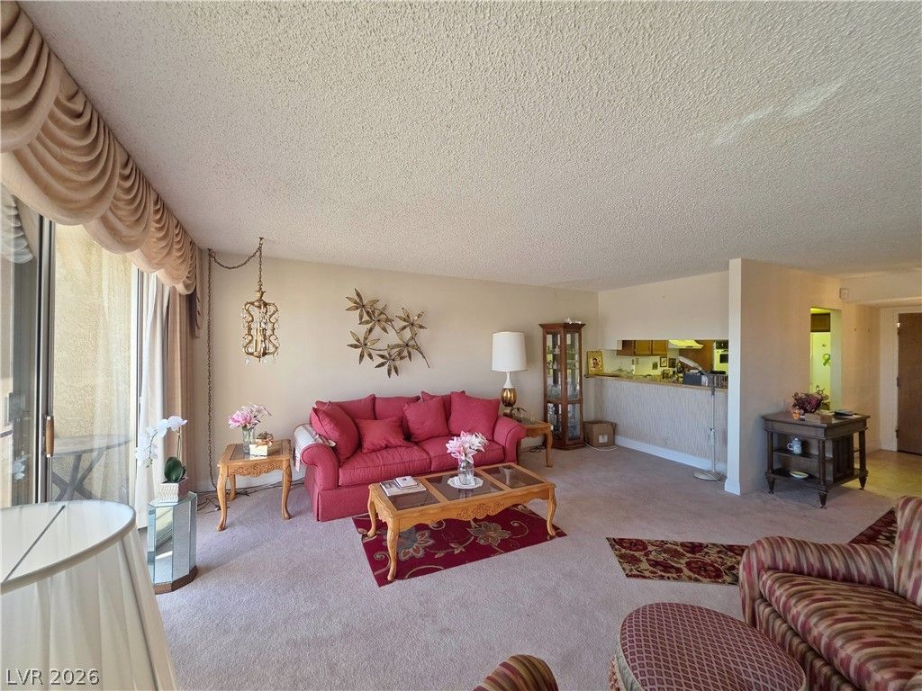 745 North Royal Crest Circle 143, Las Vegas, NV 89169 — photo 4